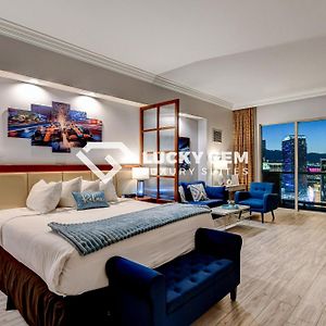 Suite City View